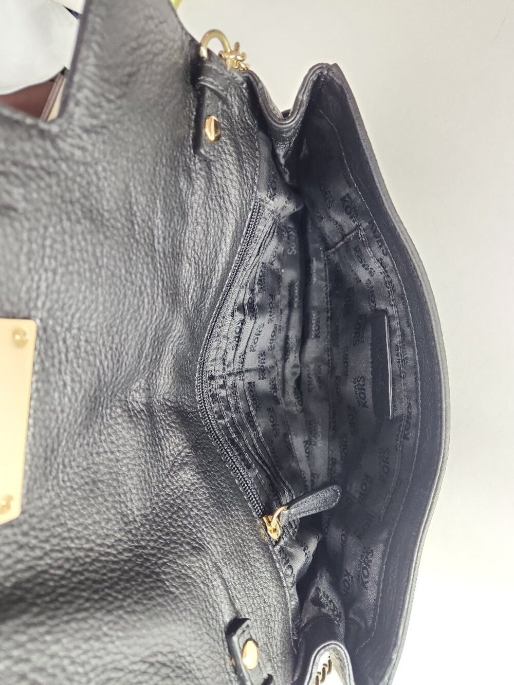 Michael Kors Astrid black pebbled leather clutch bag gold chain shoulder strap - Picture 10 of 14